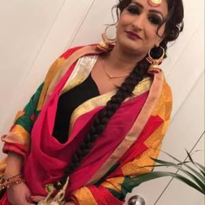 Meet your Posher, Dhaliwal